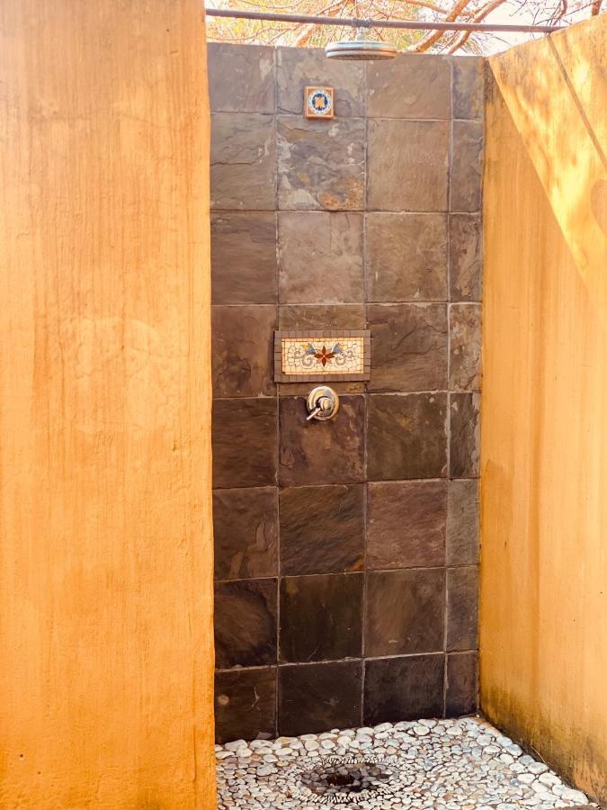 Godiva Spa & Guesthouse 格罗布勒斯达尔 外观 照片